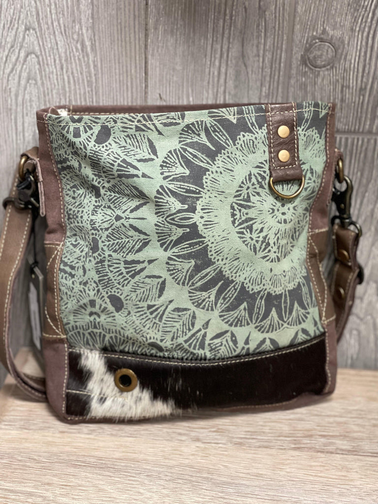 Myra Shoulder Bag